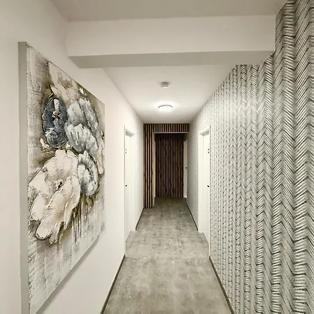 Teplice Apartments *